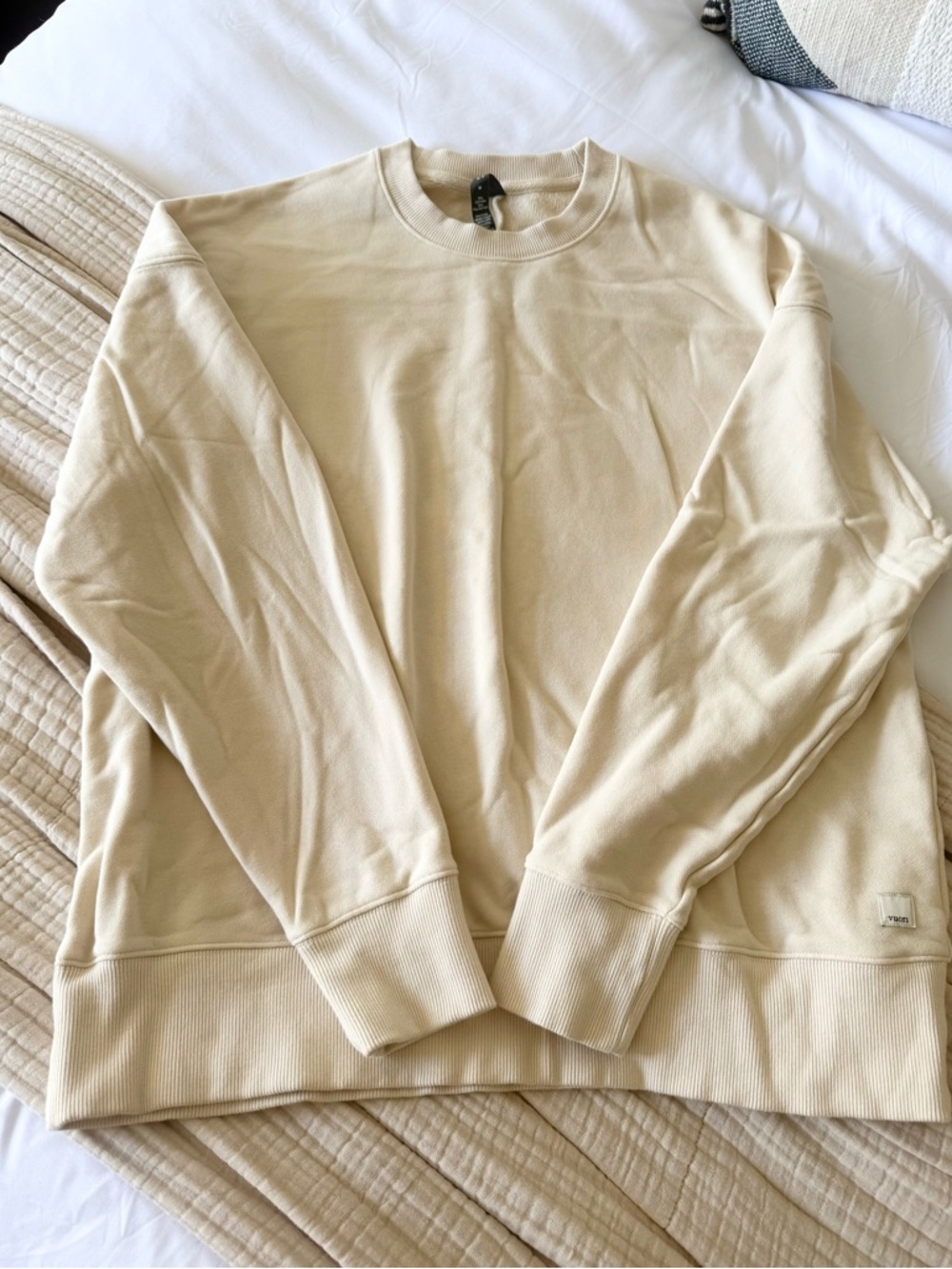 NWOT Vuori Sedona Weekender Crew - Milkweed - Size M